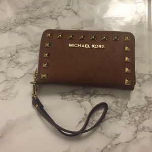 Michael Kors Wristlet