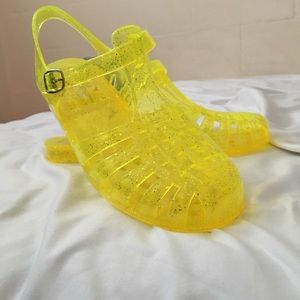 90s inspired jelly flats ~