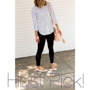 Merona Tops - 🎉HP🎉 Women's black & white striped sweater Merona Tops - 🎉HP🎉 Women's black & white striped sweater