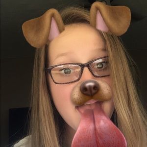 Meet your Posher, Abby