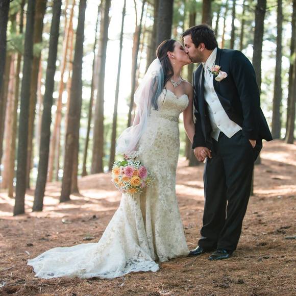 Meet your Posher, Leah