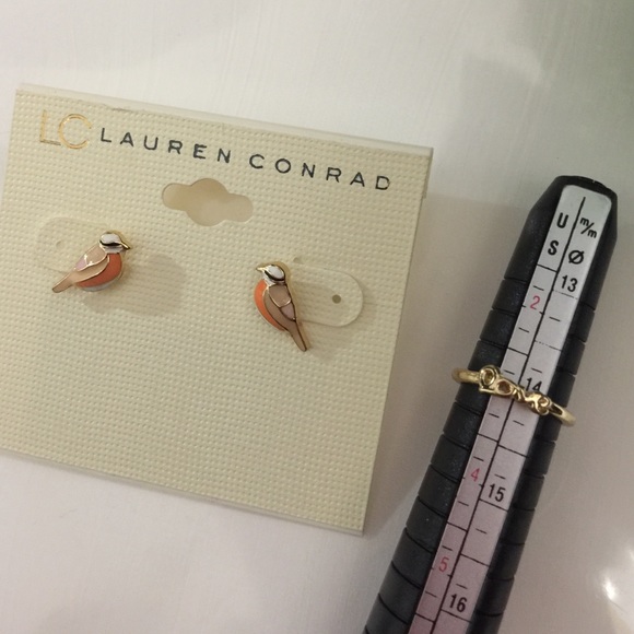 Birds studs & size 3 gold midi ring bundle - Picture 2 of 4