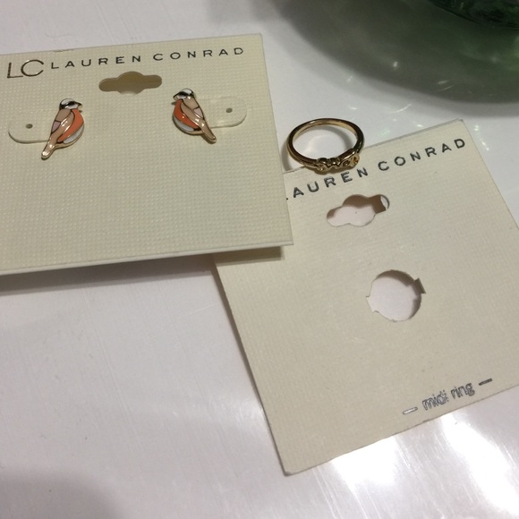 Birds studs & size 3 gold midi ring bundle - Picture 4 of 4
