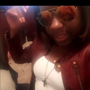 Meet your Posher, Taeisha