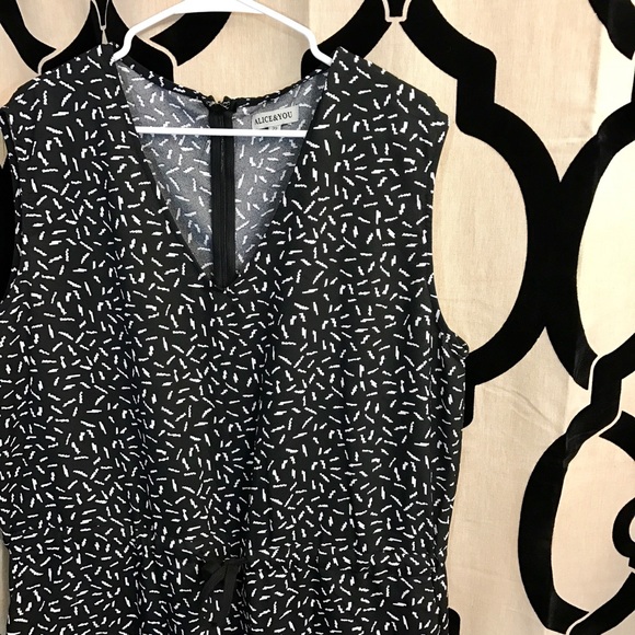 Alice & You Printed Jumpsuit - Picture 2 of 4