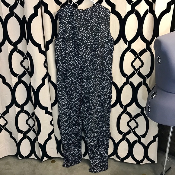Alice & You Printed Jumpsuit - Picture 4 of 4