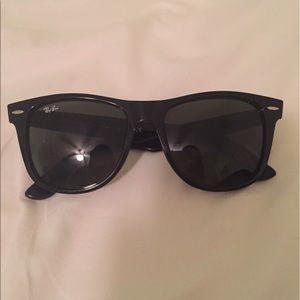 Size Large Black RayBan Original Wayfarer Classic