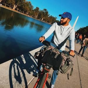 Meet your Posher, Alvaro