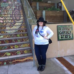 Meet your Posher, Alexa