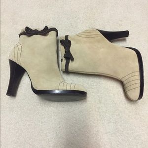 Unworn Vintage Tommy Girl Booties