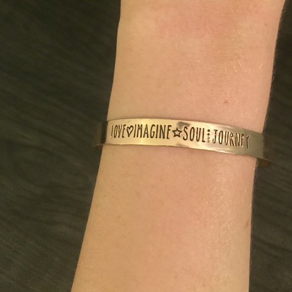 🆕 Rose Gold Love Stackable Bangle