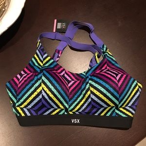 NWT VSX sports bra