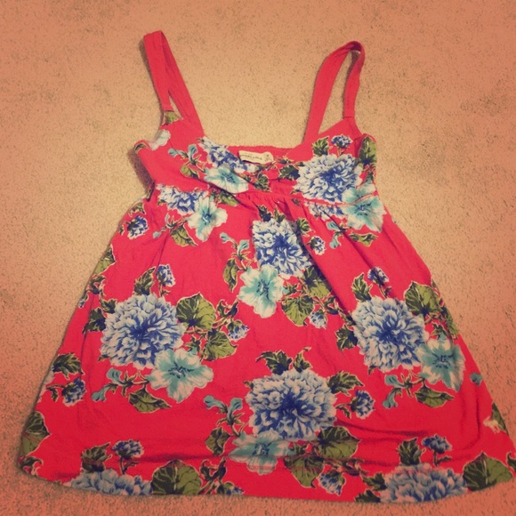 **LIKE NEW**ABERCROMBIE & FITCH FLORAL TANK