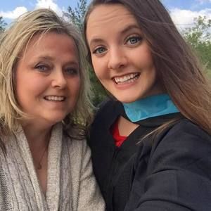 Meet your Posher, Debbie