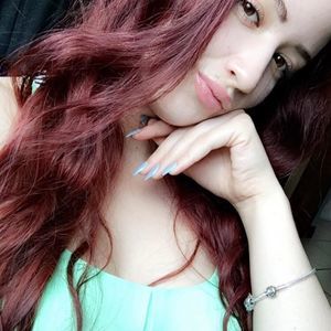 Meet your Posher, Jocelyn