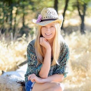 Meet your Posher, Allison