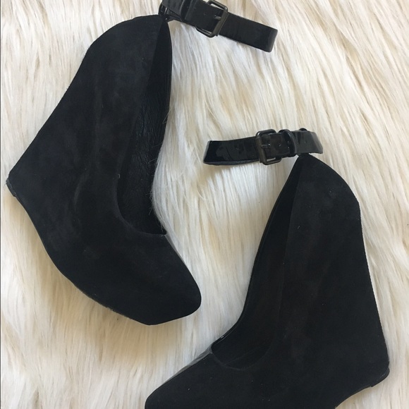 Aldo Half Suede Half Patent Ankle Strap Wedges - Picture 1 of 4