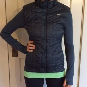 NIKE WOMENS INSULATED RUNNING JACKET