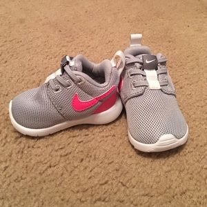 Infant Nike's - 2C