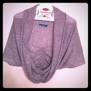 Alice & Olivia grey sweater wrap size XS