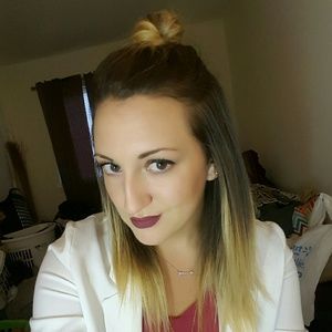 Meet your Posher, Christy