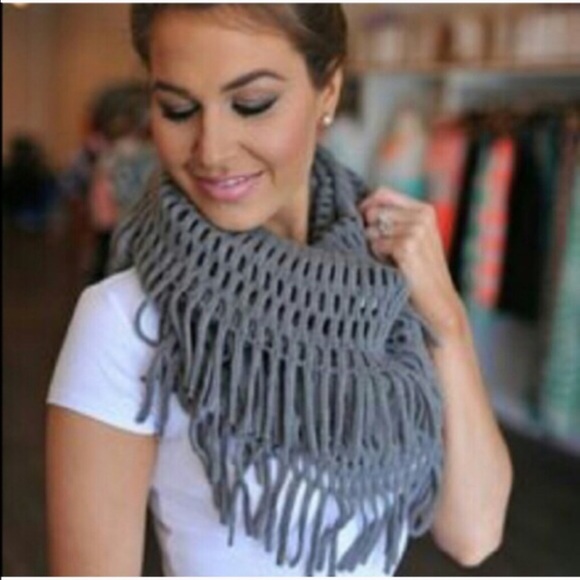 Accessories - 2x HOST PICK ⭐️️ 2Taupe Available $8