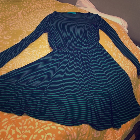 Green and navy stripped long sleeve dress