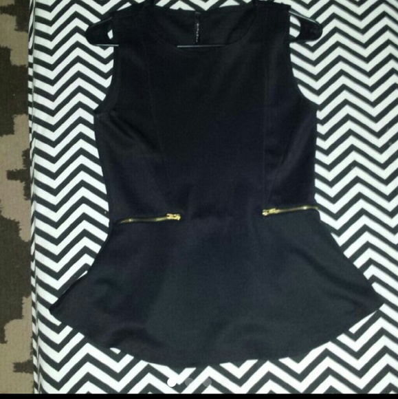 (SOLD) B.Jewel Black Peplum Blouse