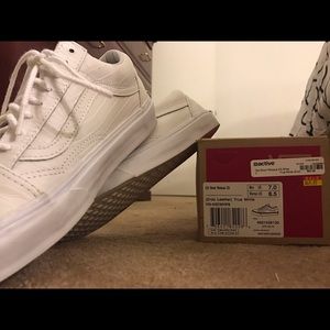 Old skool reissue CA shoe