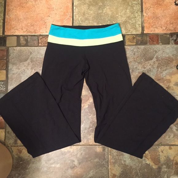 Lulu Lemon Athletic Pants 💚💙