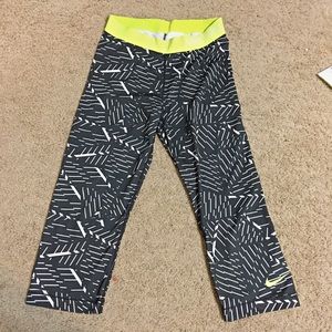 Nike Pro Core Compression Capri Leggings