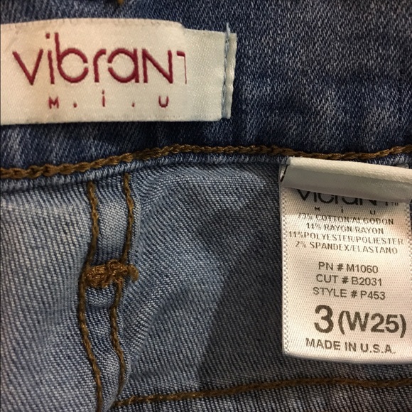 Fashion Nova Jeans - Classic High Waist Jeans - Light Blue Fashion Nova Jeans - Classic High Waist Jeans - Light Blue