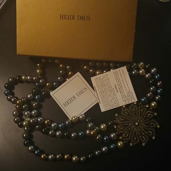 Heidi Daus Swarovski crystal necklace