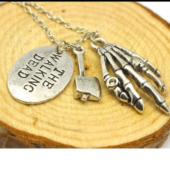 The walking Dead necklace - Picture 1 of 2