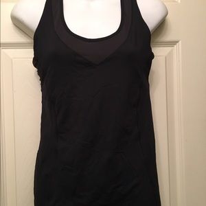 Lululemon tank with built in bra size 8