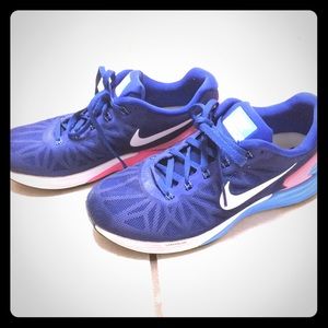 Women's Nike Lunarglide 6 Size 7.5