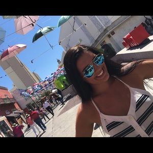 Meet your Posher, Krysten