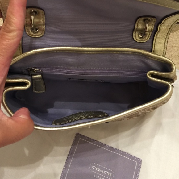 💯% Authentic Pre-loved Coach Mini-Bag - Picture 4 of 4