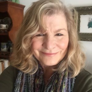 Meet your Posher, Lynn