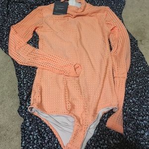 NWT Ehukai loquat/foam mesh ACACIA