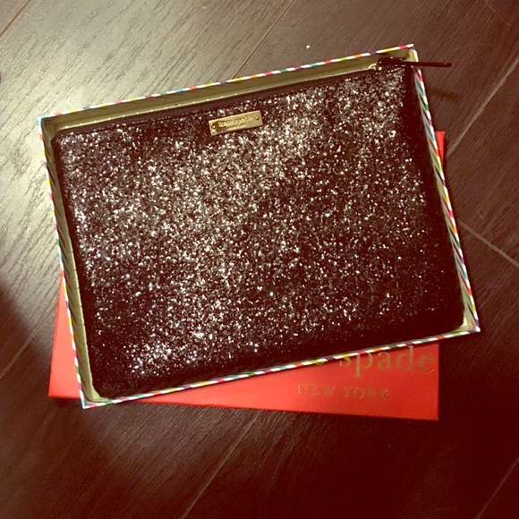kate spade Handbags - Kate Spade Clutch