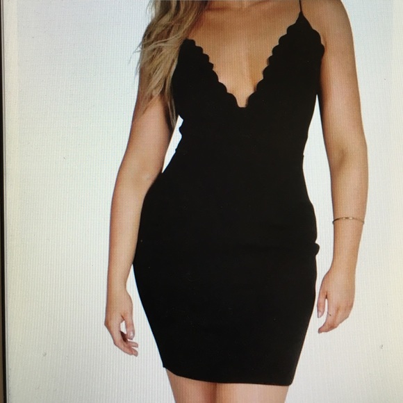 Scallop edge midi dress