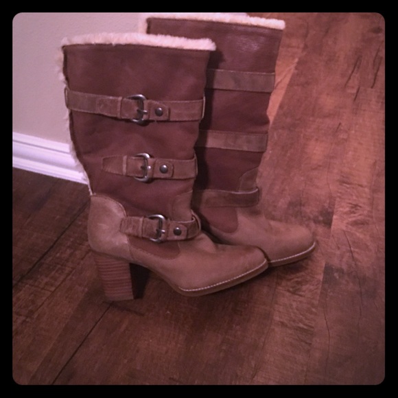 Brand new with out tags sz 7 Gianni Bini boots.