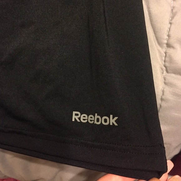 Black Reebok Performance Wear - Picture 3 of 4