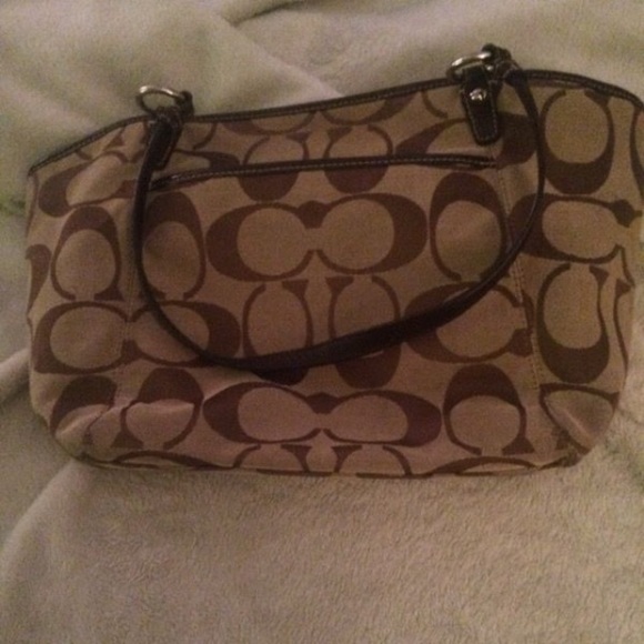 Coach Bag - Picture 3 of 3