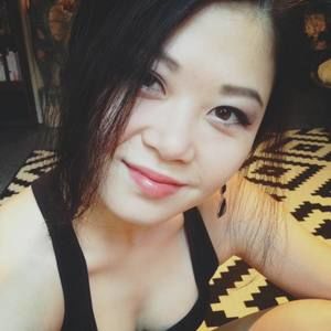 Meet your Posher, Leah