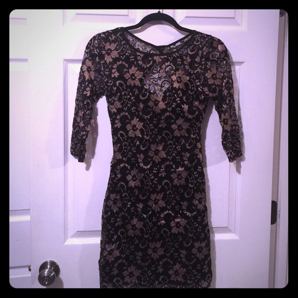 BLACK & GOLD LACE DRESS