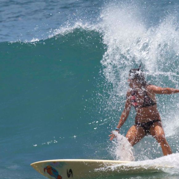 Meet your Posher, Julie - Picture 1 of 1