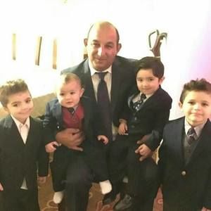 Meet your Posher, Tom