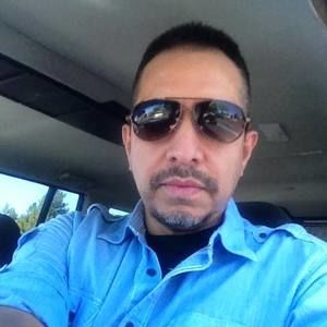 Meet your Posher, Andres delgado